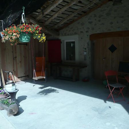 La Grange D'Agnes Bed and Breakfast Montmaur-en-Diois Εξωτερικό φωτογραφία