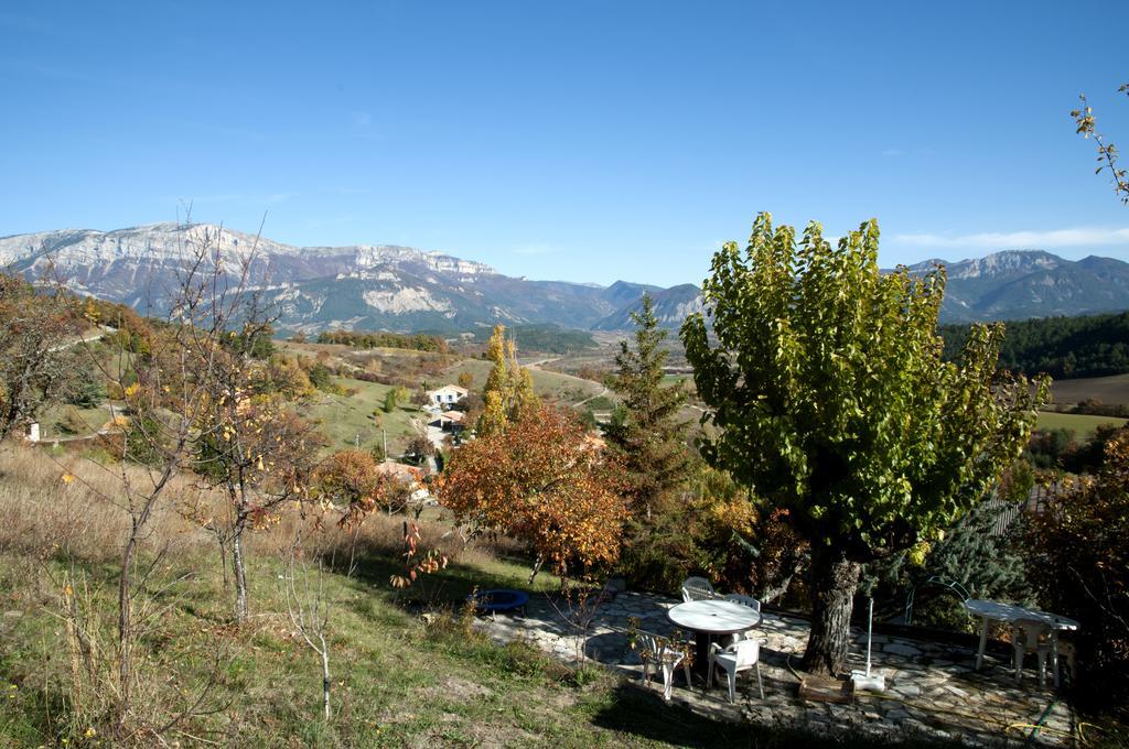 La Grange D'Agnes Bed and Breakfast Montmaur-en-Diois Εξωτερικό φωτογραφία