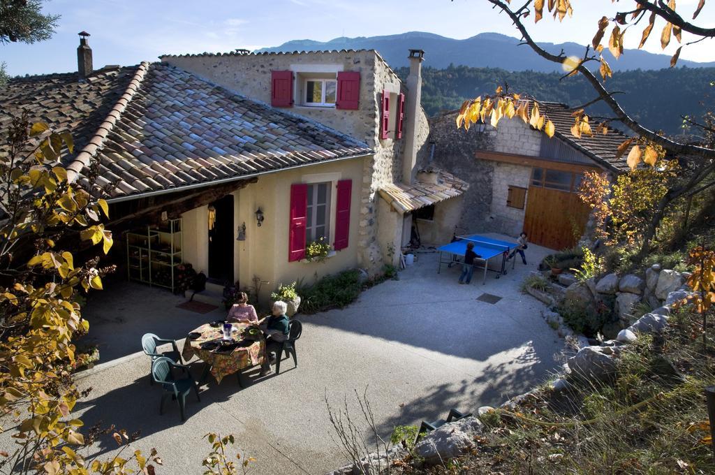 La Grange D'Agnes Bed and Breakfast Montmaur-en-Diois Εξωτερικό φωτογραφία